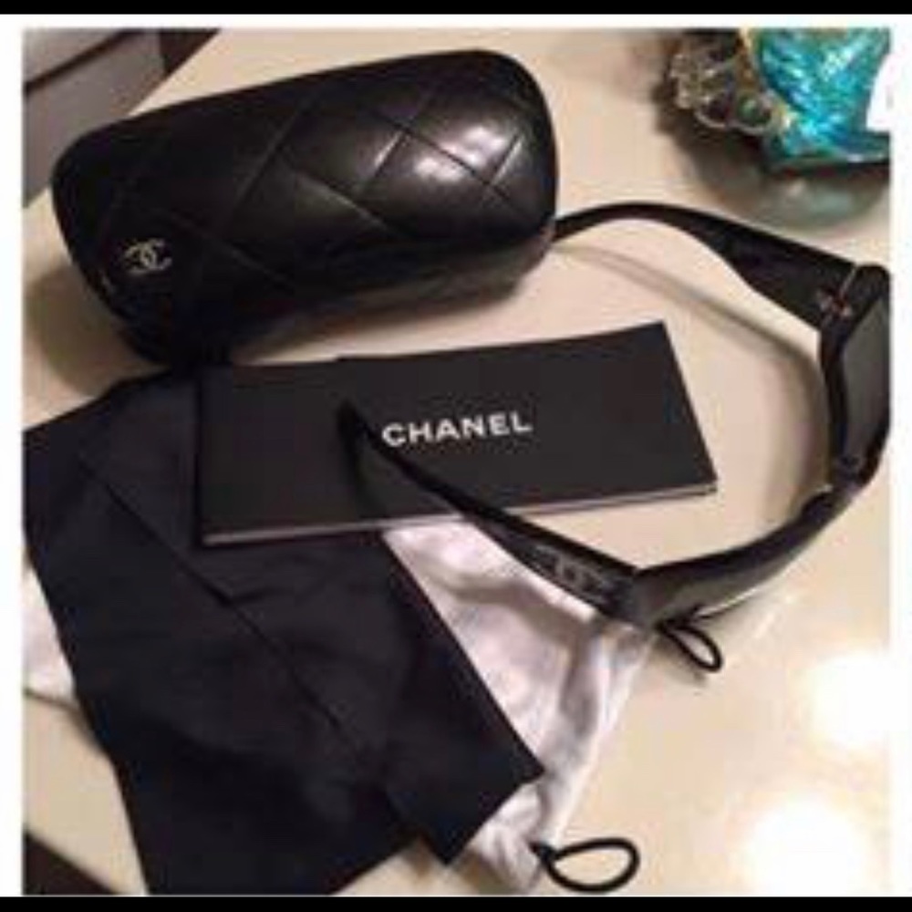 Women’s CHANEL Sunglasses